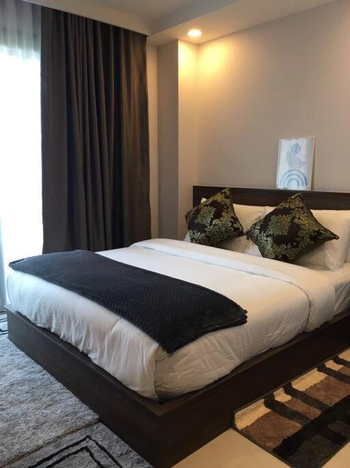Lovely Condo With Swimming Pool. بانغ ساري المظهر الخارجي الصورة